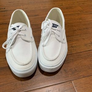 Sperry boat shoe